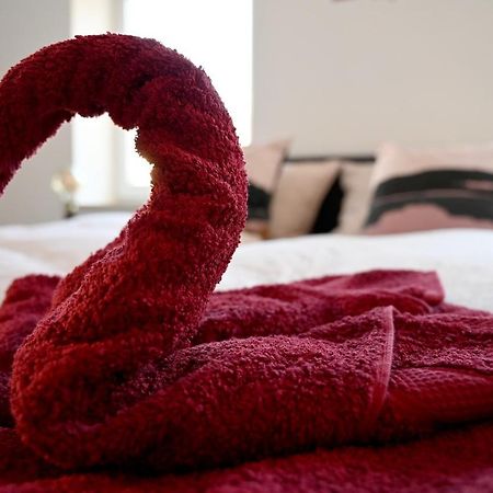 Gemuetliches Appartement Mit Netflix, Nespresso Und Boxspringbett アウグスブルク エクステリア 写真