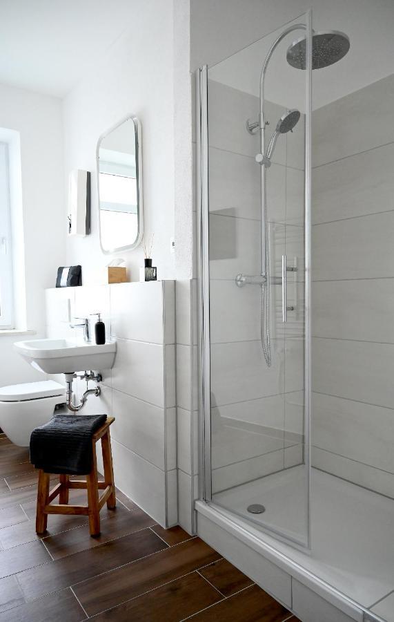 Gemuetliches Appartement Mit Netflix, Nespresso Und Boxspringbett アウグスブルク エクステリア 写真