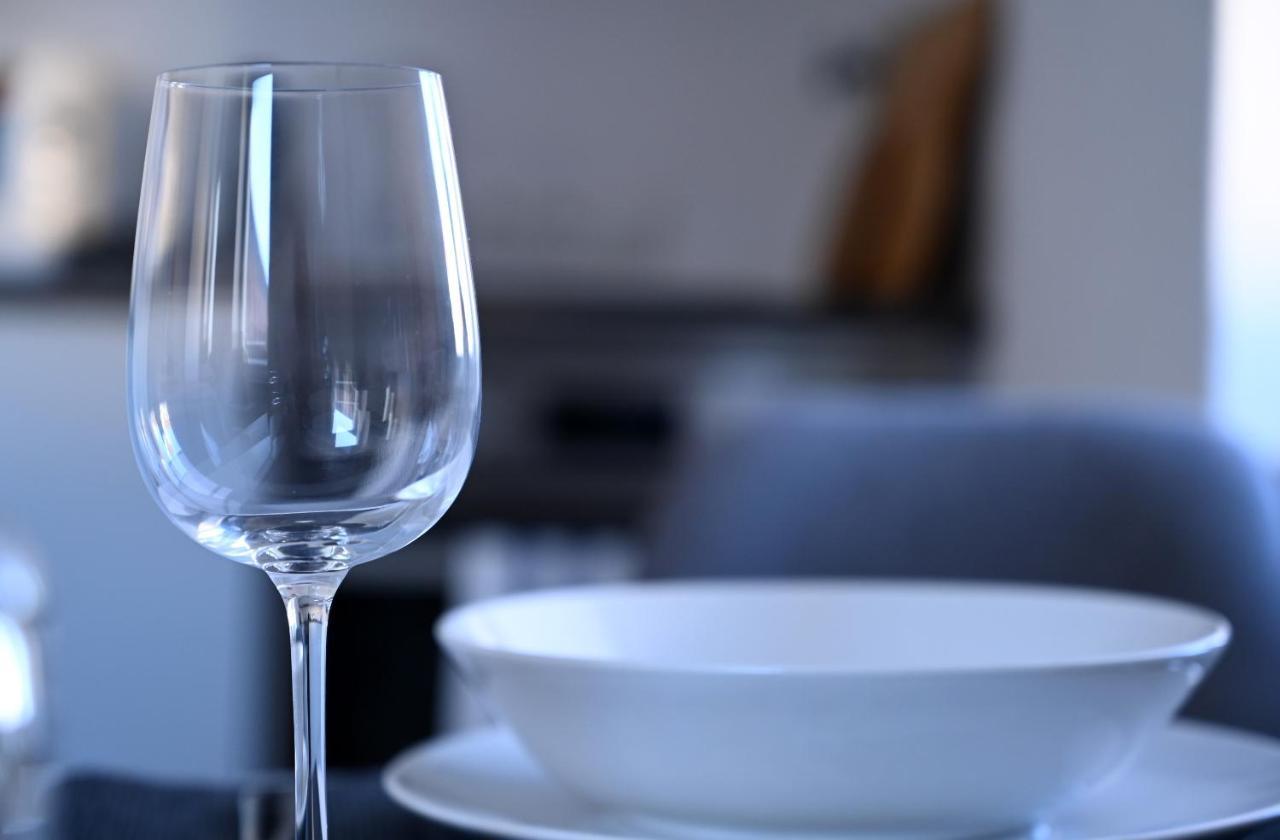 Gemuetliches Appartement Mit Netflix, Nespresso Und Boxspringbett アウグスブルク エクステリア 写真